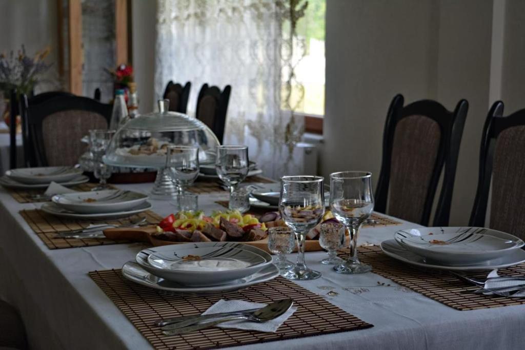 Sighetu Marmaţiei Casa Vadeanu酒店 外观 照片