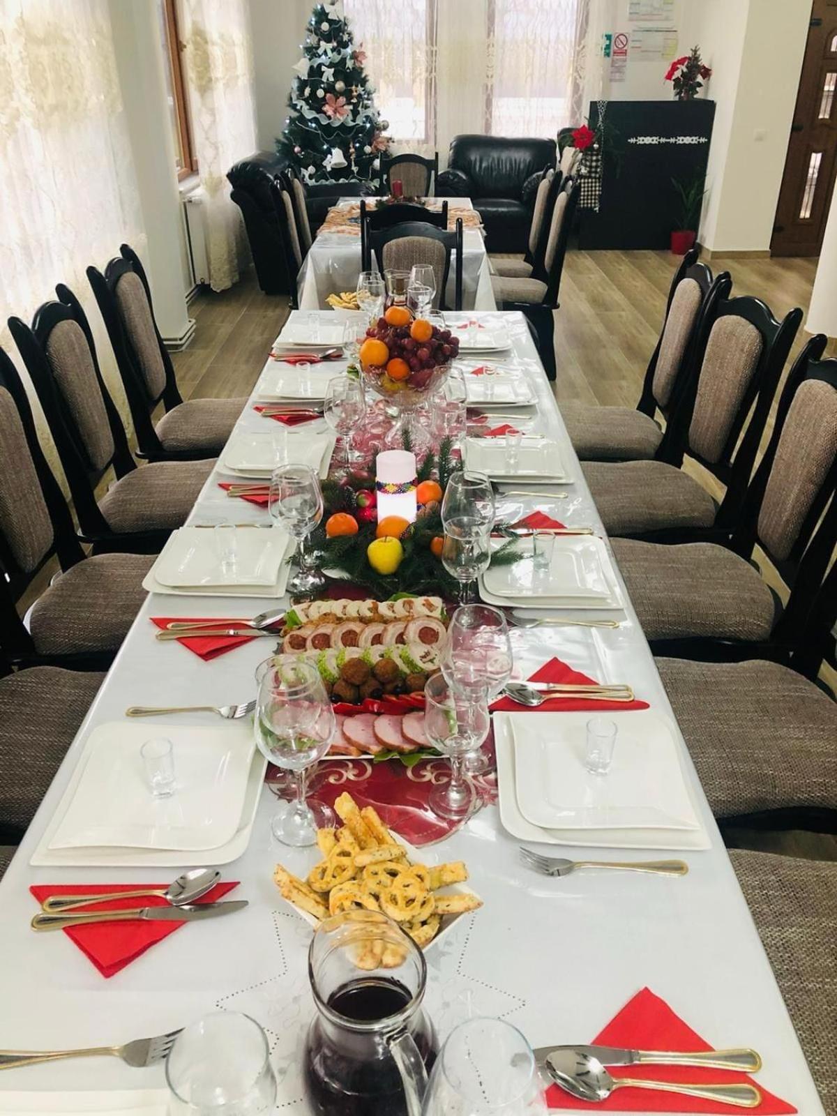 Sighetu Marmaţiei Casa Vadeanu酒店 外观 照片